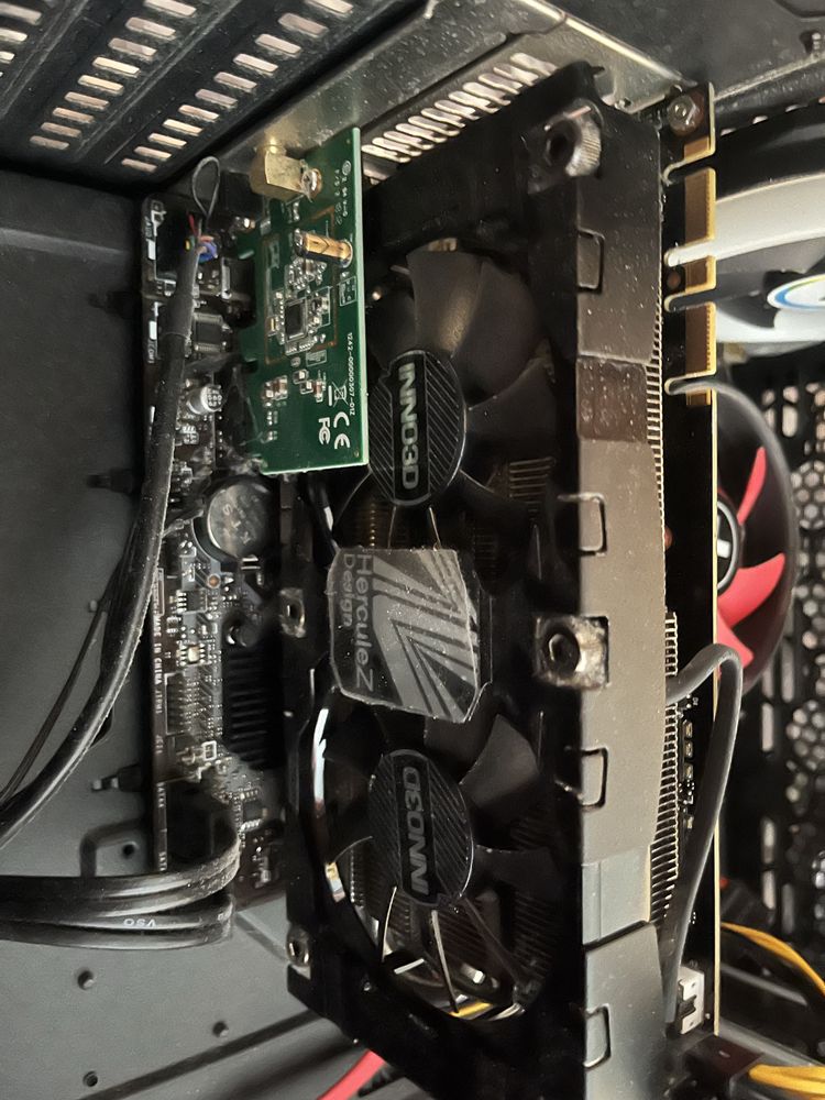 Pc gaming  pronto a ser usado