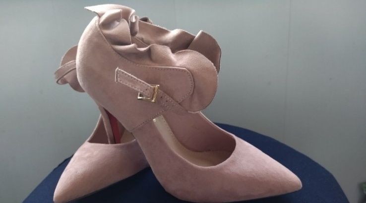 Туфли замшевые бежевые