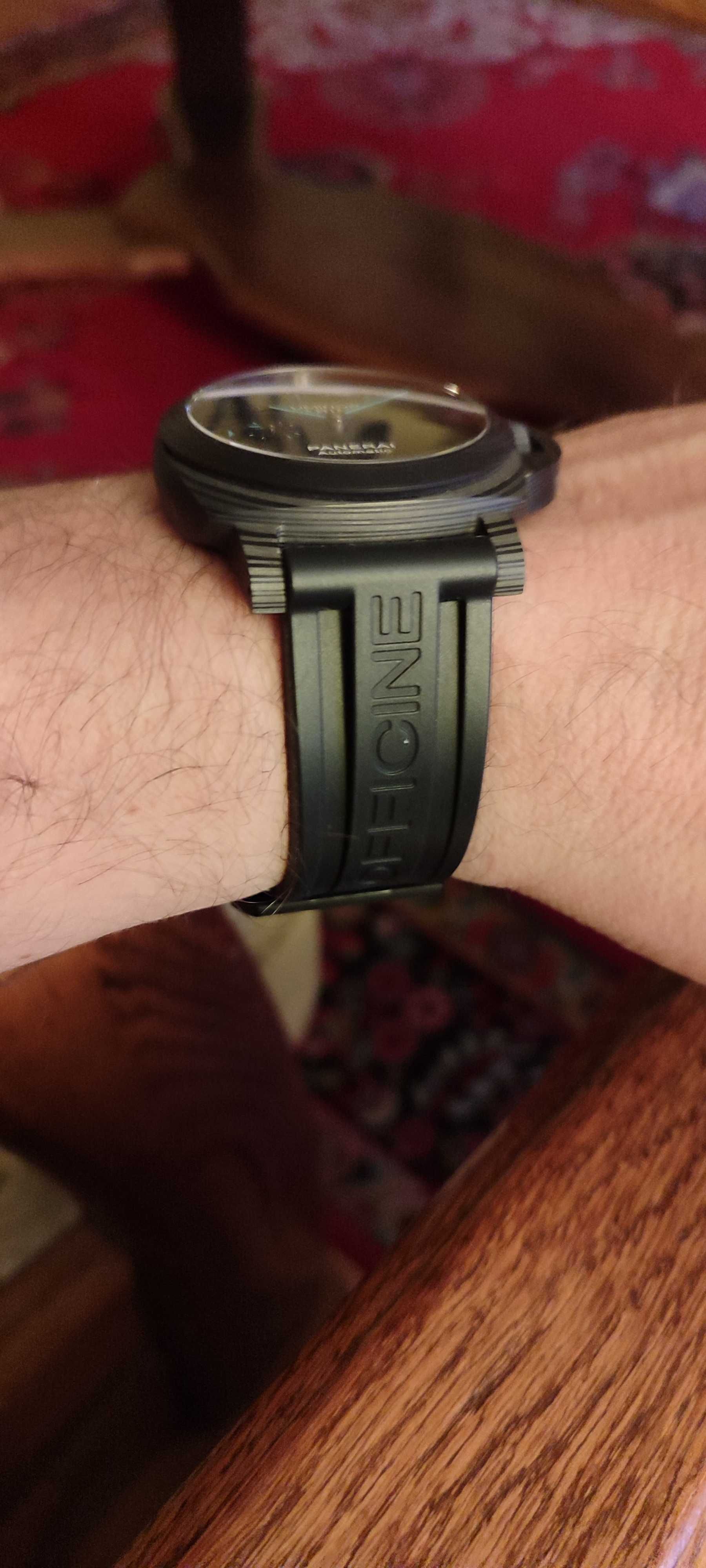 Panerai Carbotech 44mm