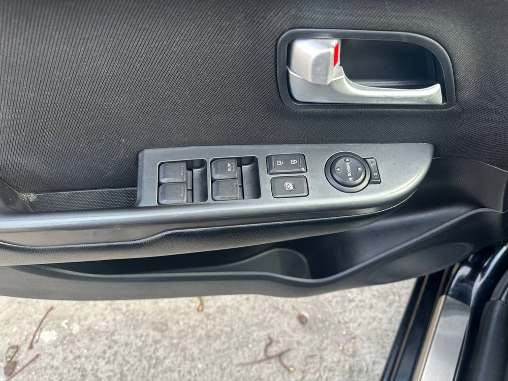 Kia Rio 1.6; 2012 року