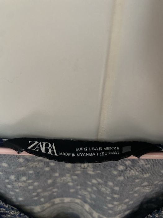 Blusa Puff sleeve da Zara