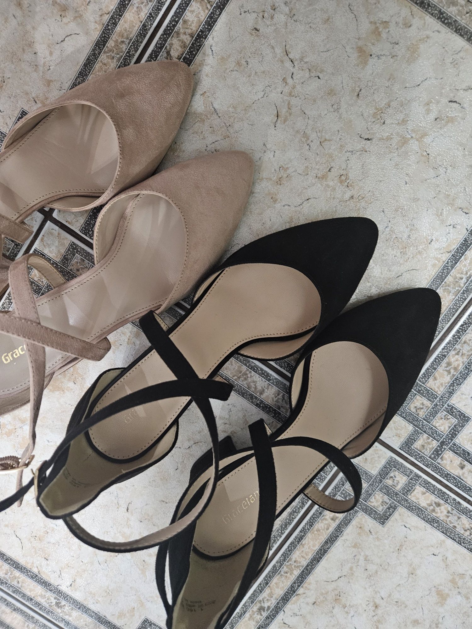 Buty zamszowe na wygodnym słupku/37/czarne