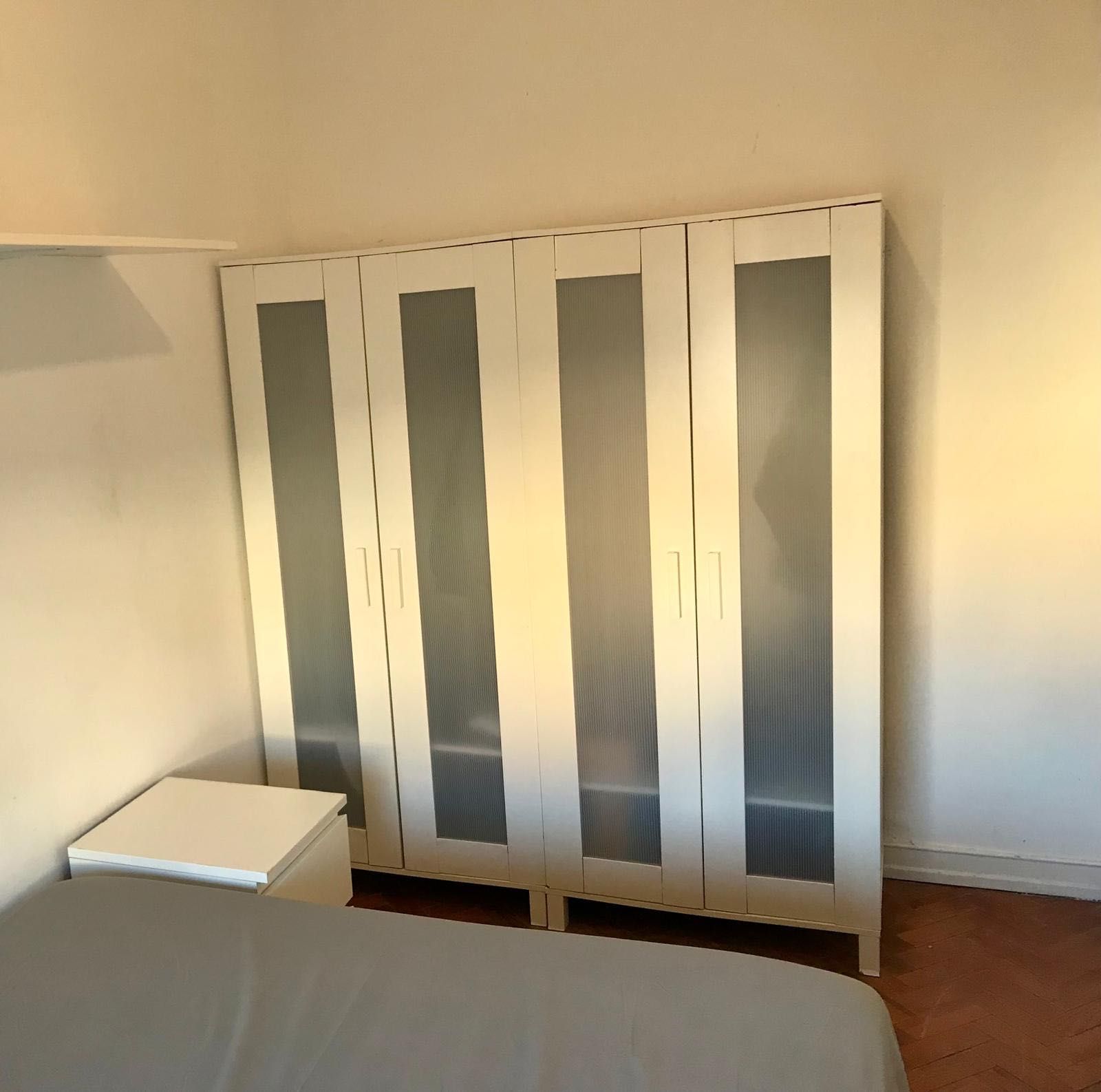 Quarto para arrendar