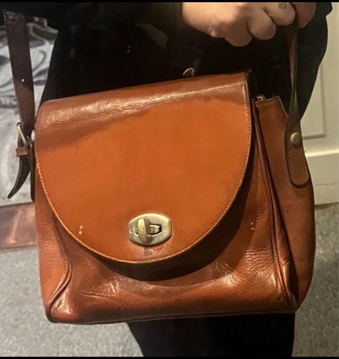 Шкіряна сумка  можна через плече