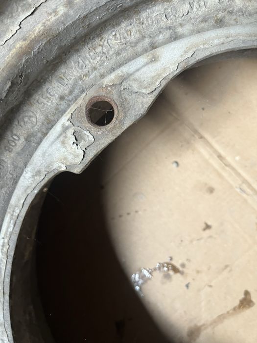 Резина Таврия 155/70 R13 (в сборе диск, камера, покрышка)