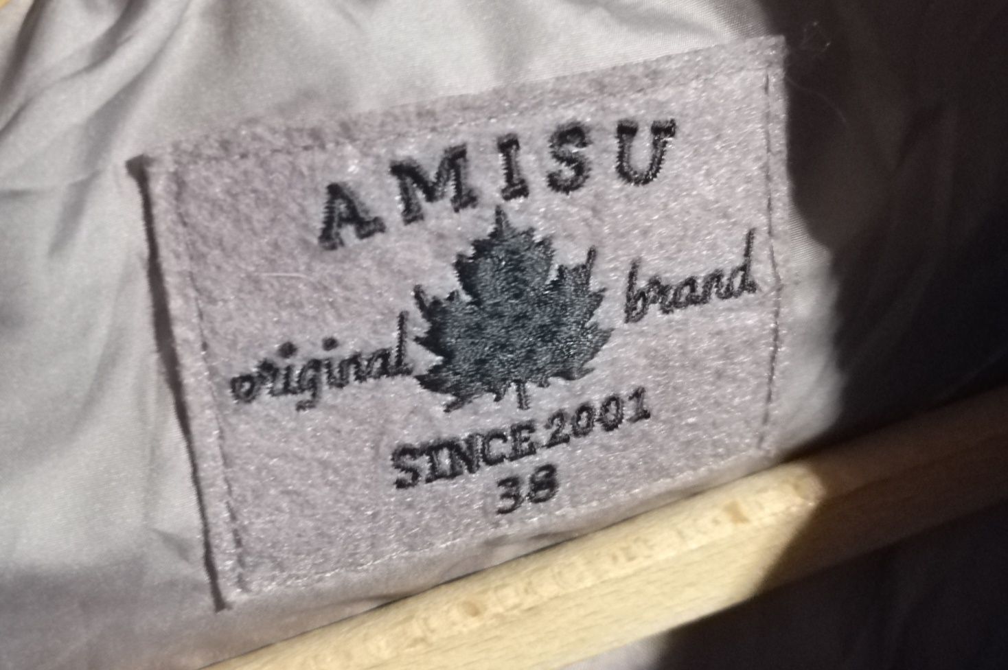 Nowa kurtka zimowa pikowana Amisu