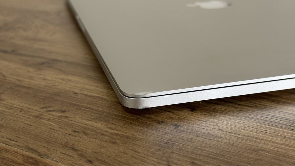 MacBook Pro 15" 2018 (Silver, 32/512 ГБ, A1990) USA