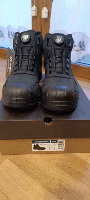 Buty robocze Portwest, wiązanie boa