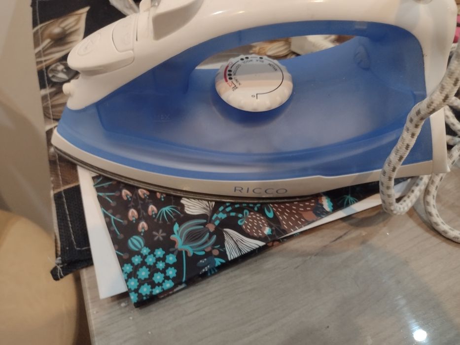 Zelazko sprawne Rocco