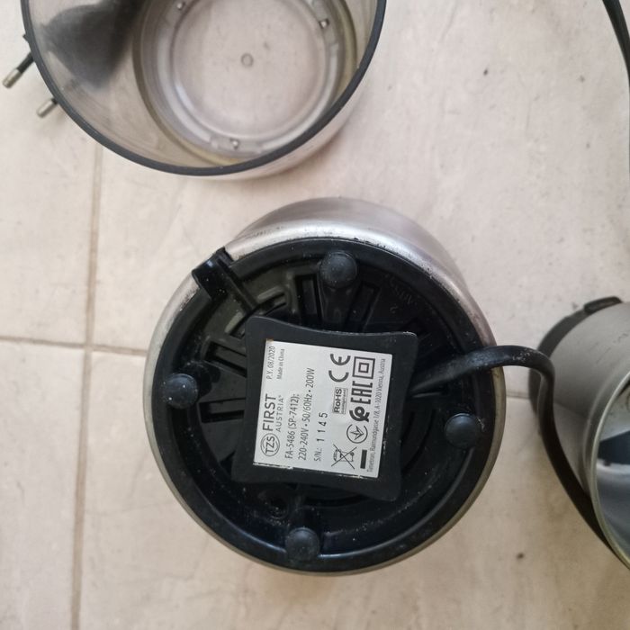 Продам кофемолку TZS FIRST AUSTRIA  под ремонт или запчасти