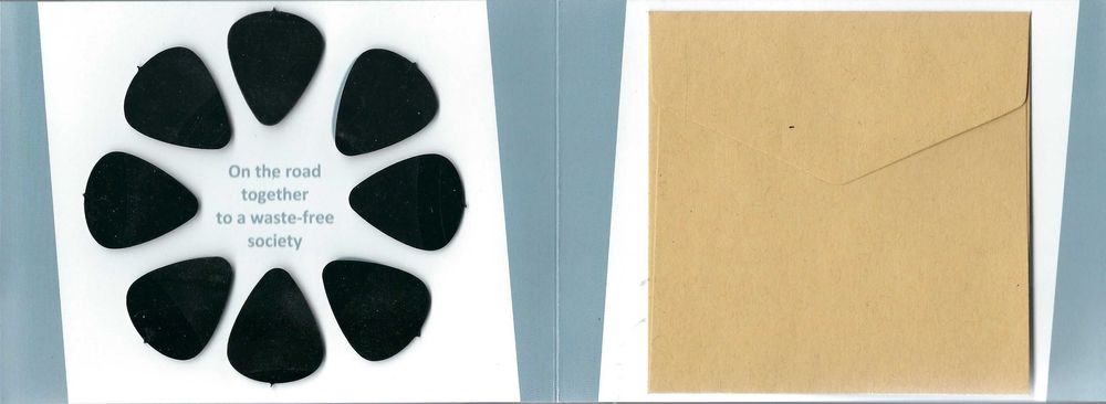 Winylowe kostki do gry na gitarze 8 sztuk (EVEAR B.V.)