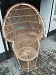Kultowy fotel rattanowy " PAW ".