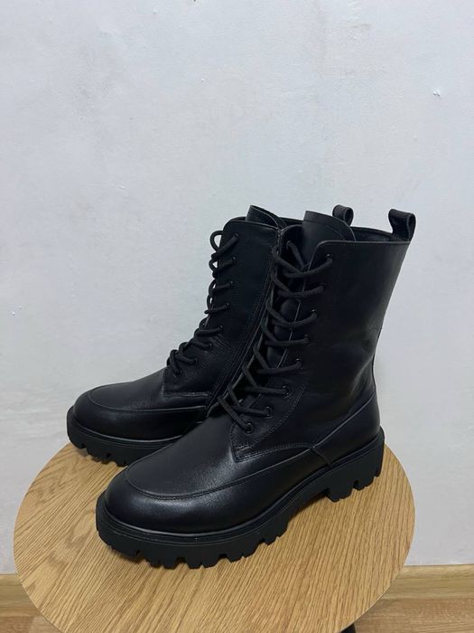 Жіночі черевики ботинки великого розміру