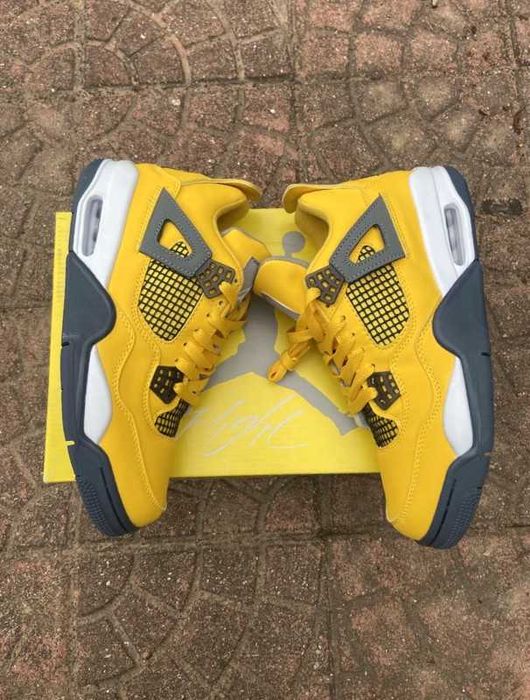 "Buty koszykówki "Air_Jordan_4_retro_tour_yellow_Roz.39