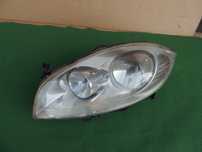 Lampa przednia lewa Fiat Linea 07,08,09,10,11,12,13,14,15