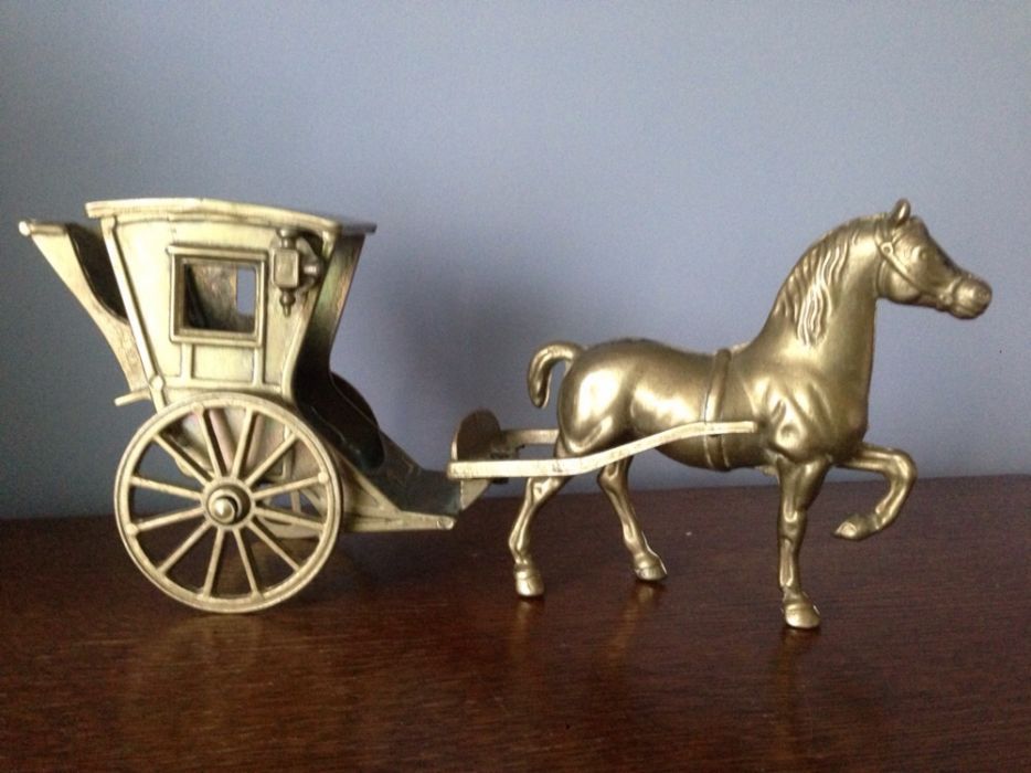 Mosiądz kareta z koniem
