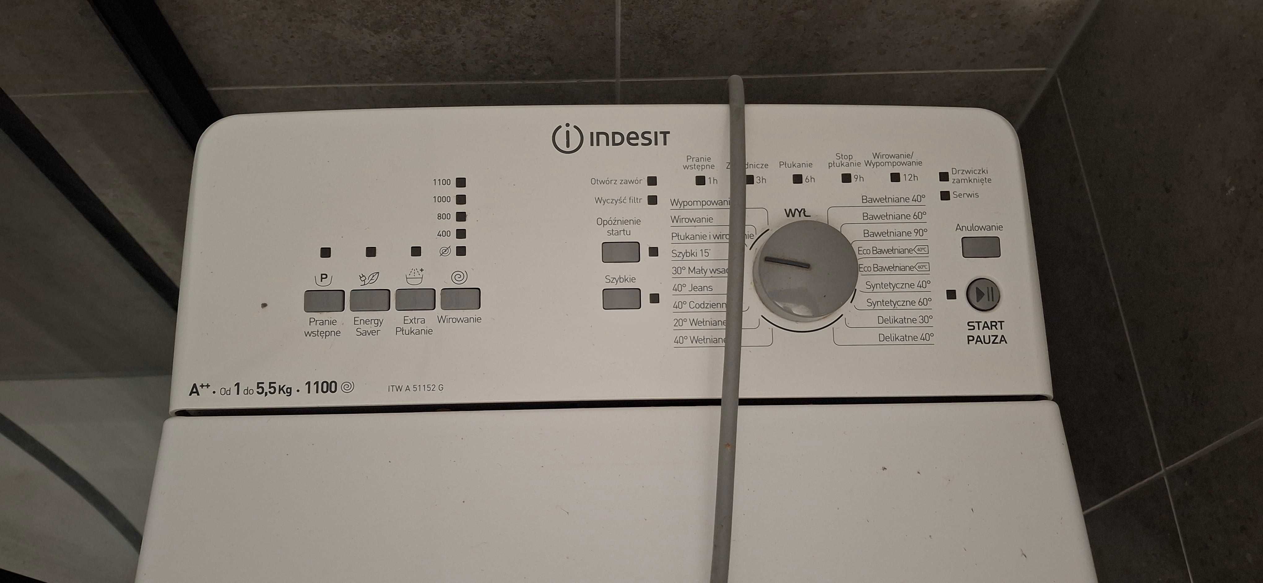 Pralka ładowana od góry Indesit: 5.5 kg - ITWA 51152 G uszkodzona