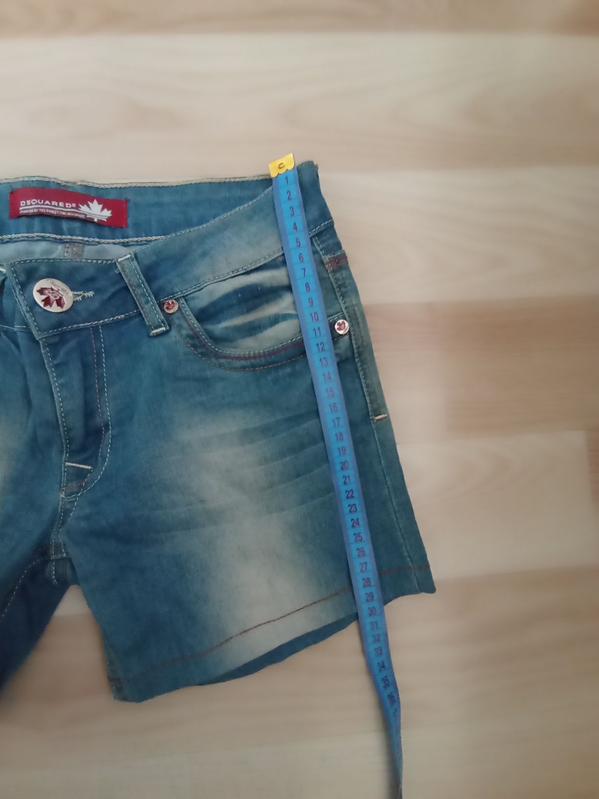 Продам шорти джинсові жіночі