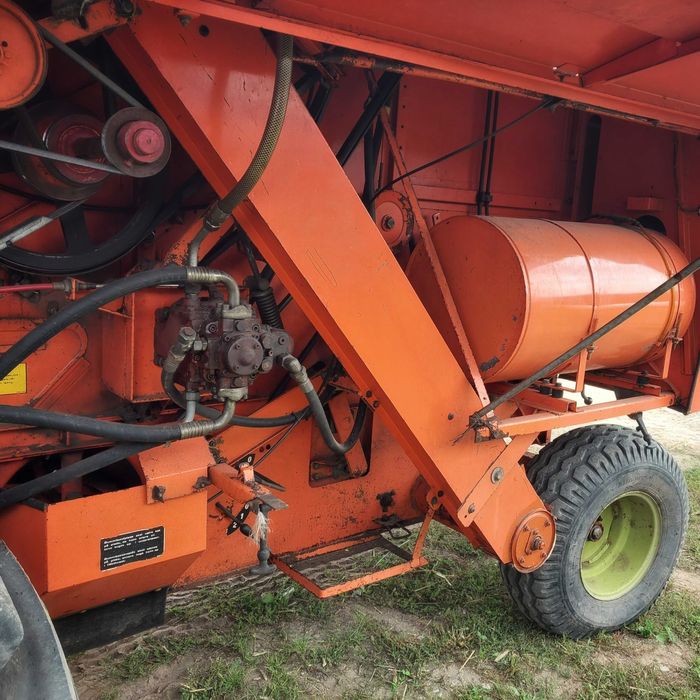Kombajn zbożowy Dronningborg 4000 hydrostatic