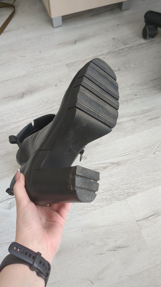 Lasocki skóra naturalna skórzane botki buty koturna słupki 39 eleganck