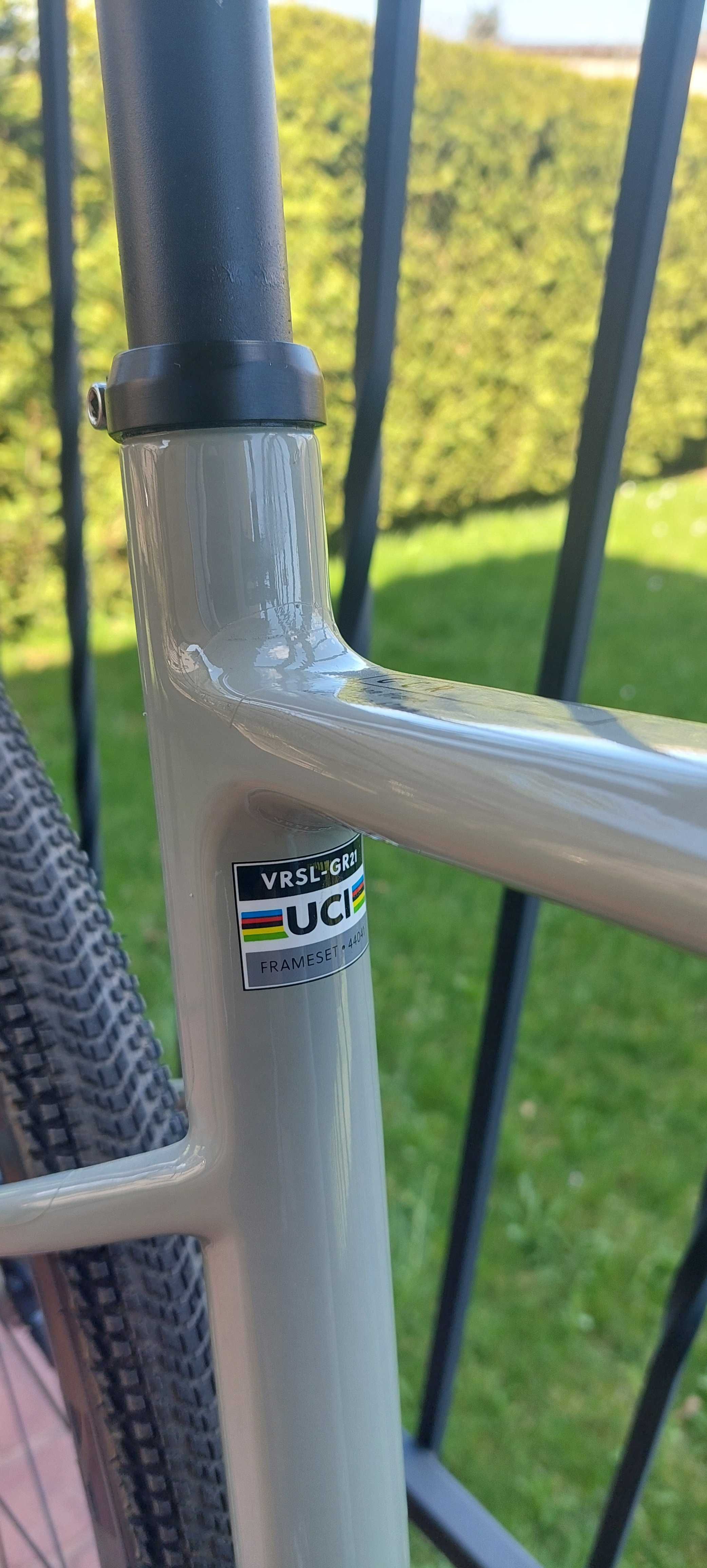 Rower gravelowy, karbon, Riverside GCR Sram Force eTape AXS