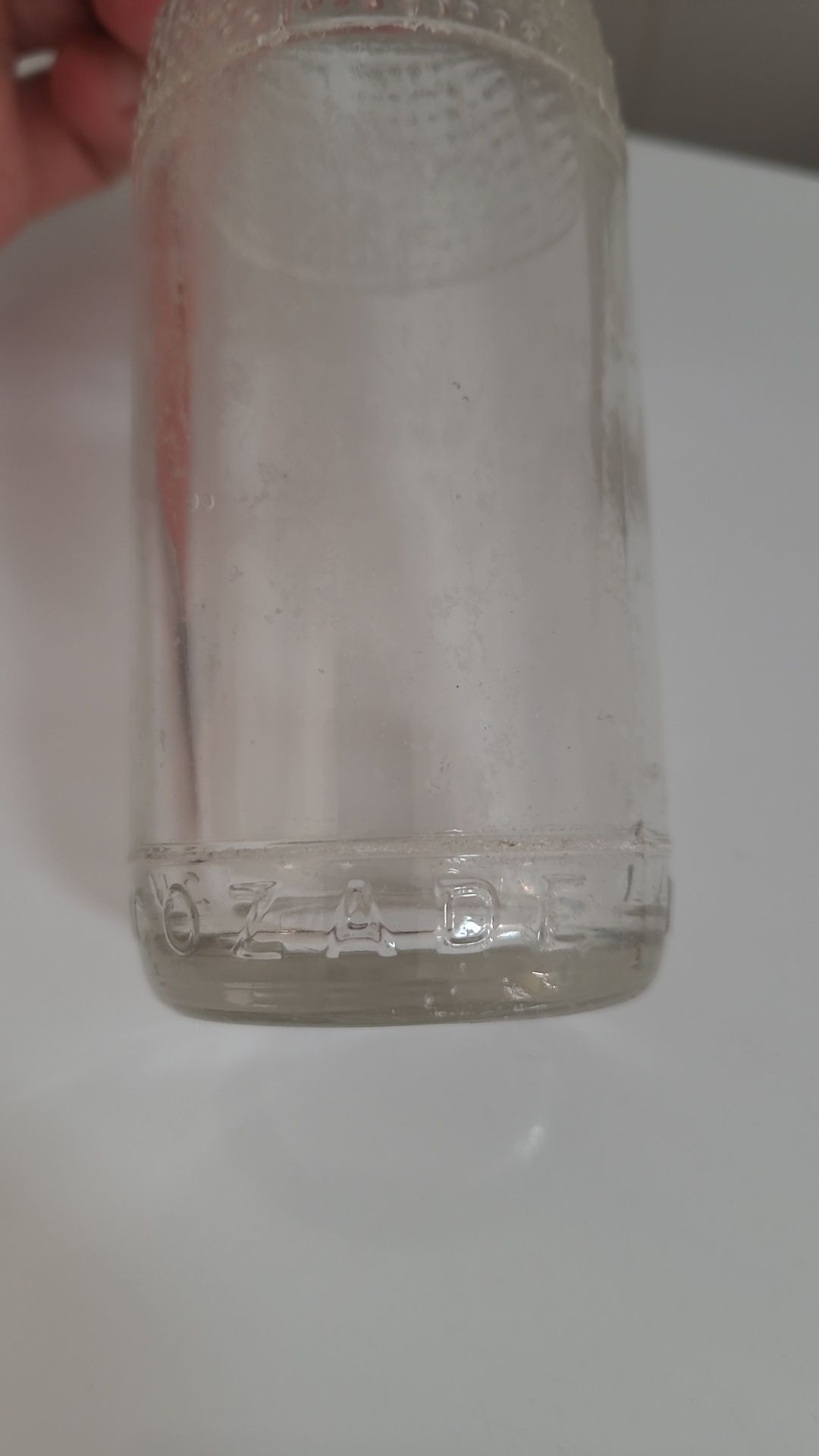 Garrafa vidro gravada em alto relevo laterais parte inferior-LUCOZADE