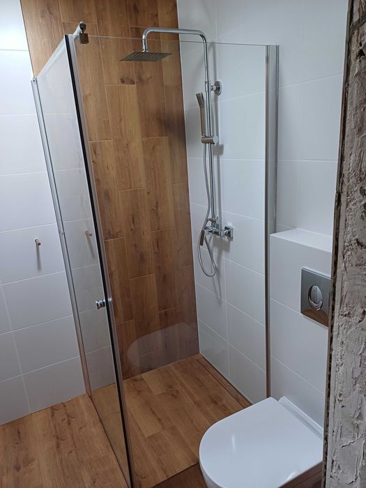 Usługi remontowo- budowlane.