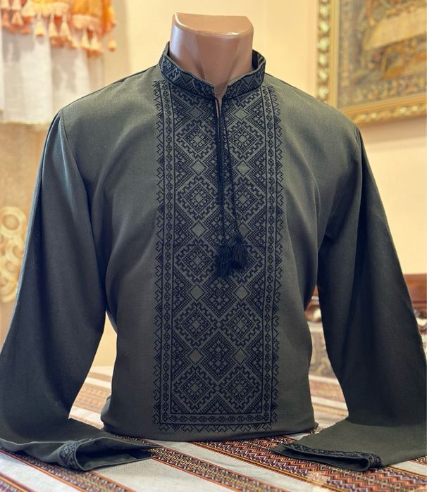 Вишиті чоловічі сорочки , чоловіча вишиванка, чоловіча хакі вишиванка