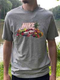 Сіра футболка Nike tee/оригінал