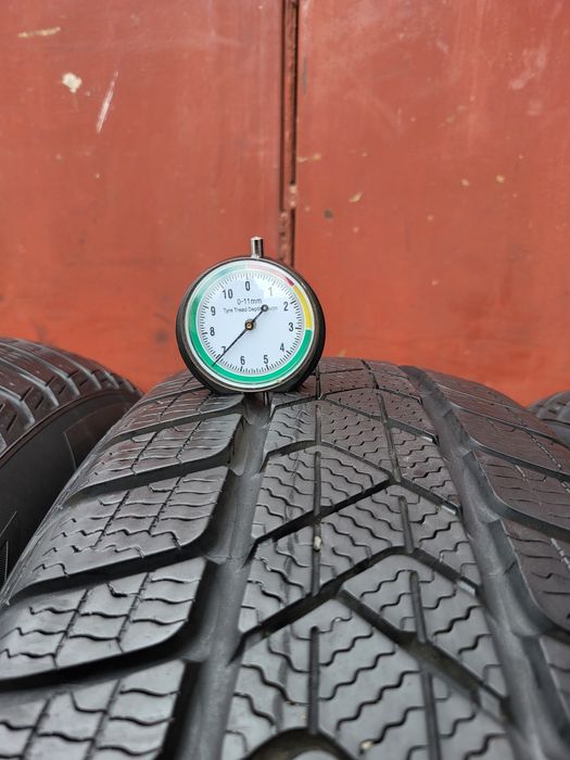 205/60/17 R17 Pirelli Sottozero 3 4шт ціна за 1шт шини зима