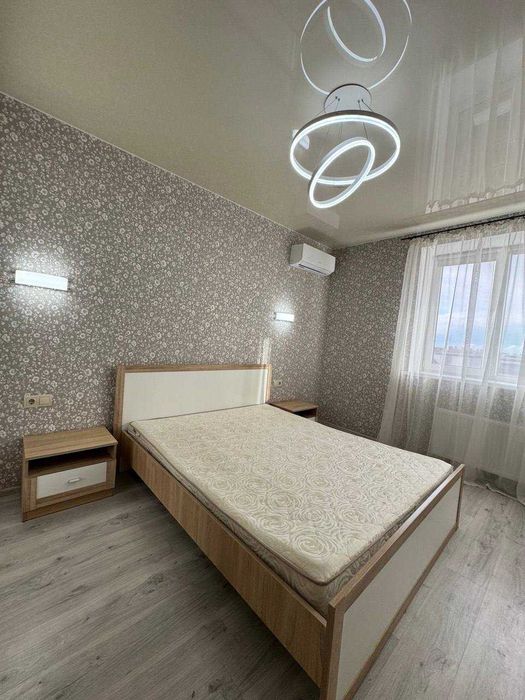 Продам 3-к квартиру с ремонтом в ЖК «Днепровская Брама»