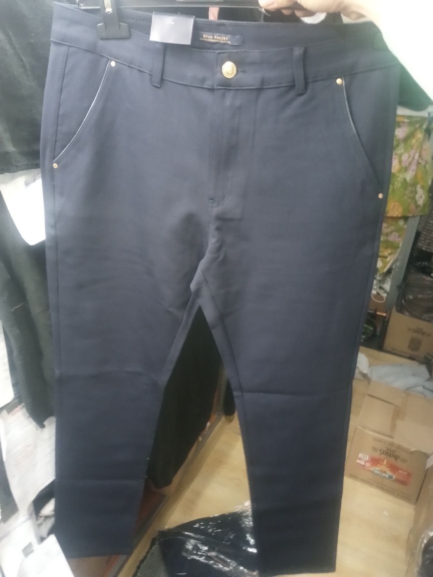 Spodnie plus size 4Xl dopasowują się do ciała 4 fasony i kolory