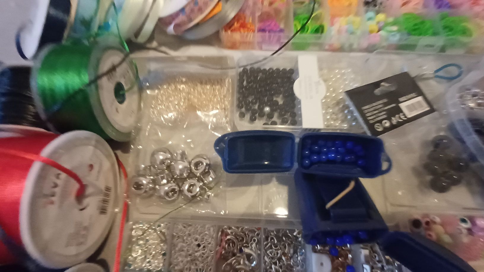 Artigos para fazer pulseiras e colares
