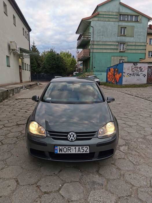 Volkswagen Golf V 1.4 2004r. 5D