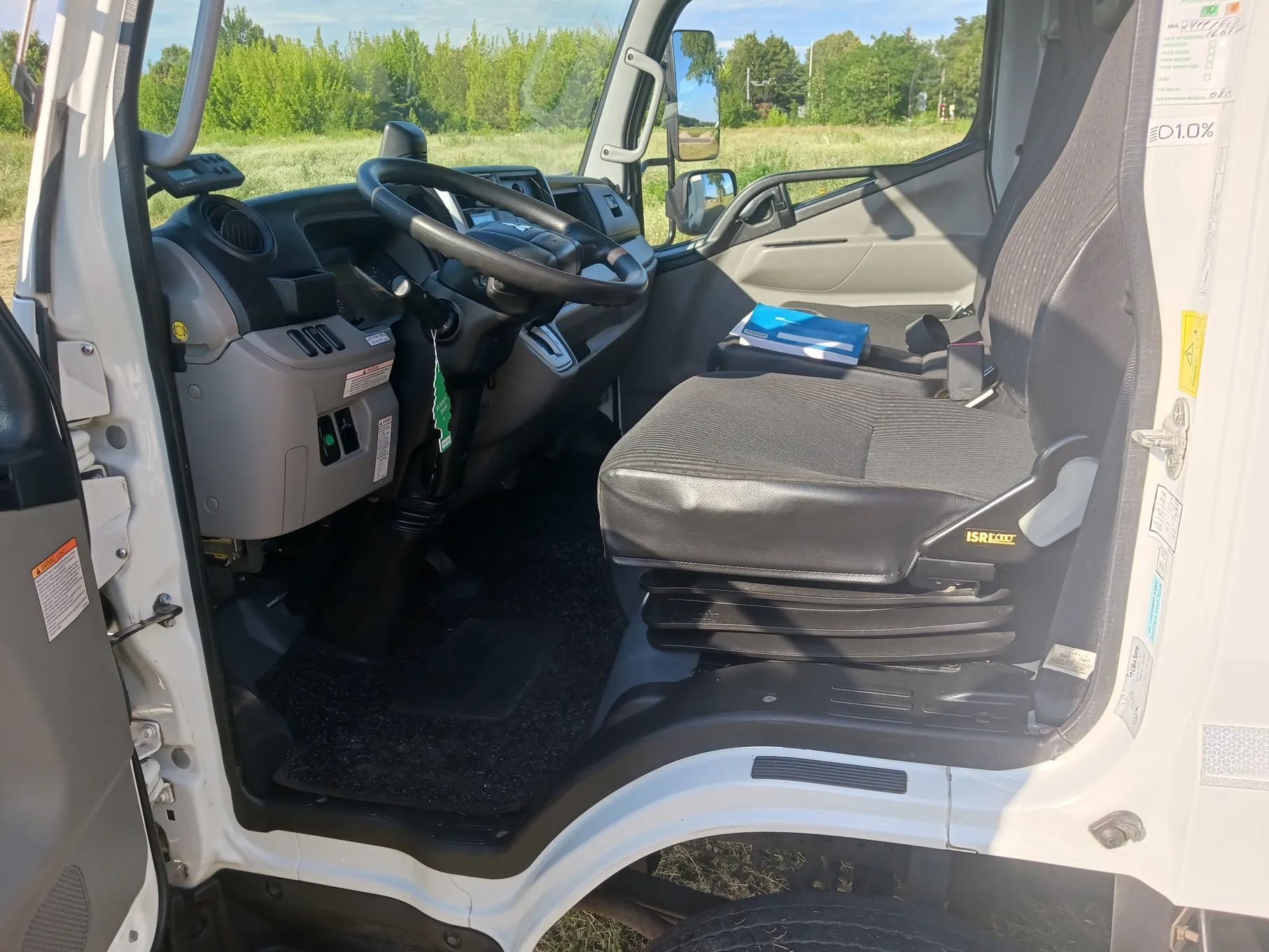 Mitsubishi Canter Fuso 9C18 Izoterma chłodnia Mroźnia 2019r SALON I wł Agregat Winda Automat 3.0  Mitsubishi Canter Fuso 9C18 3.0 180KM 2019r SALON Winda Mercedes ATEGO