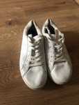 Adidasy na platformie