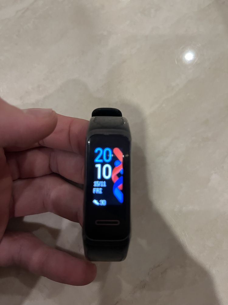 Smartwchat huawei band 4