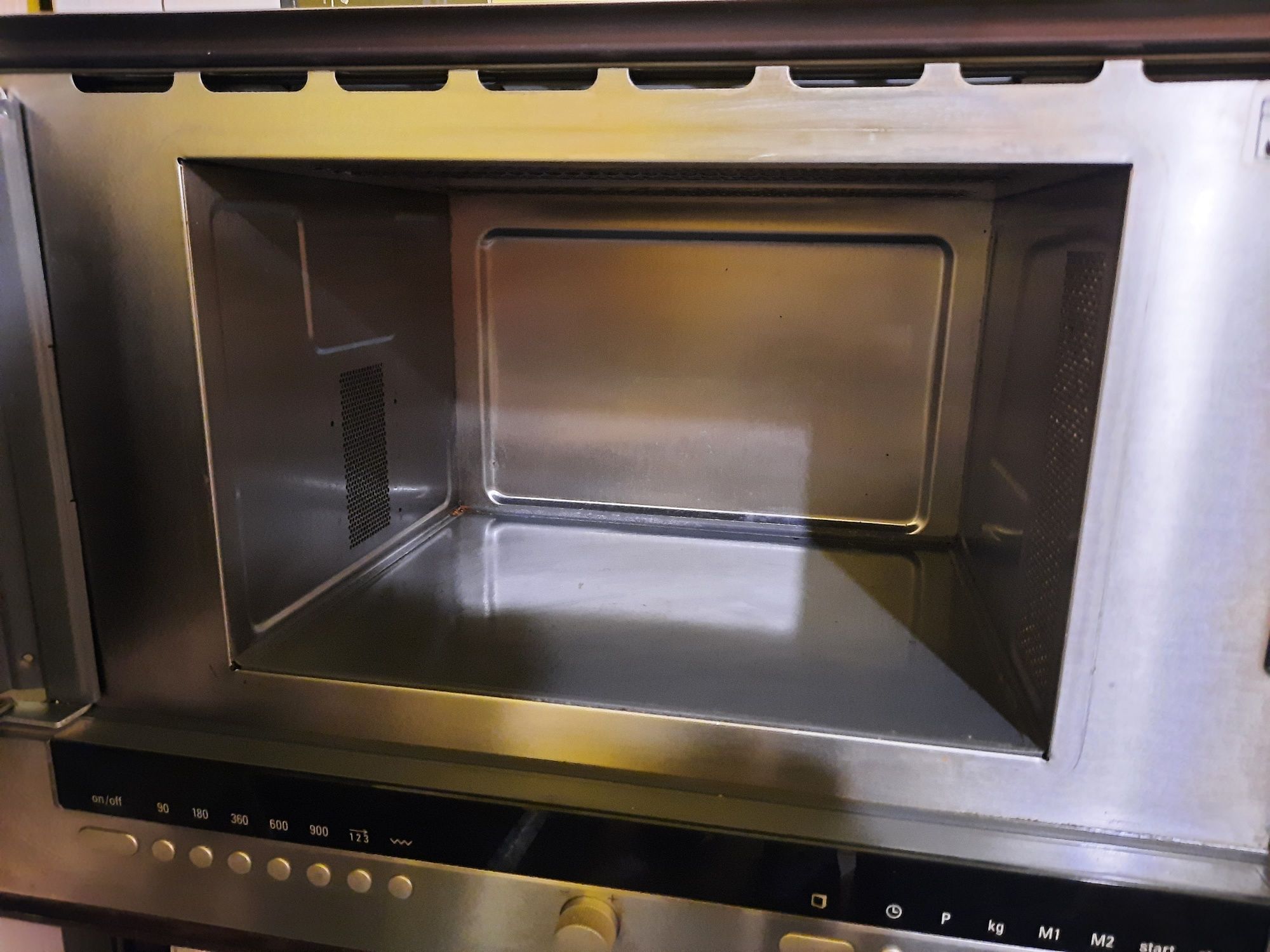 Mikrofala siemens HF25G560