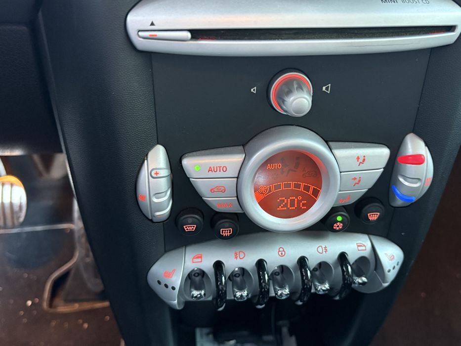 Mini Cooper One, Gasolina