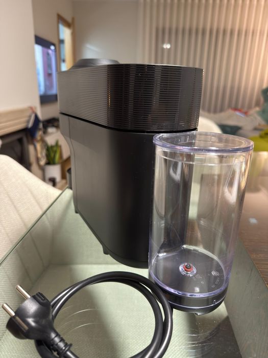 Máquina de Café Nespresso Vertuo Pop