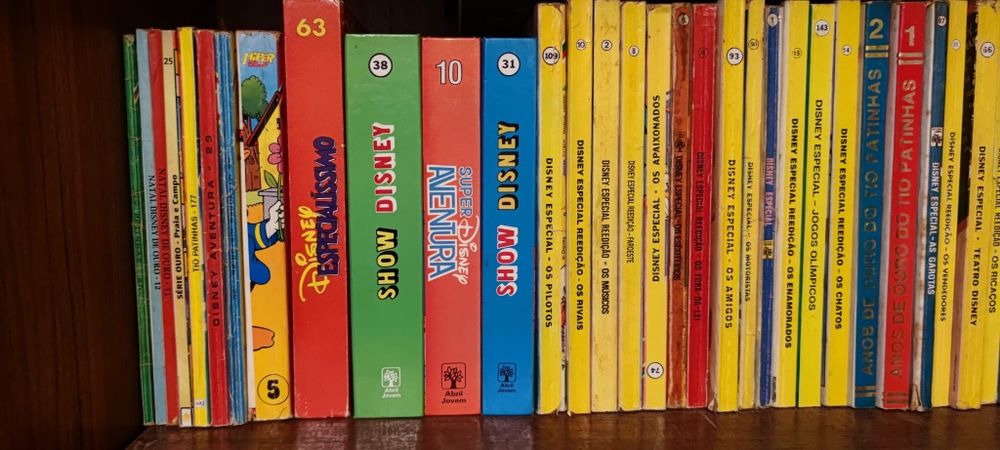 Livros variados disney