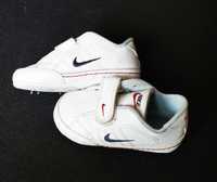 Buty nike roz 19.5 eu