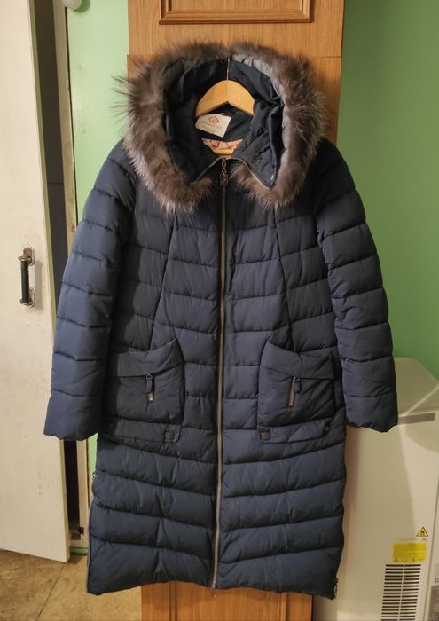 Зимовий пуховик 48 розміру