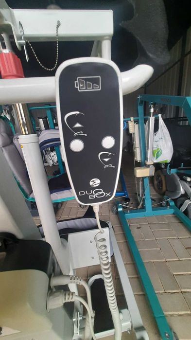 Podnośnik transportowy pacjenta - medyczny  duży wybór sprawne