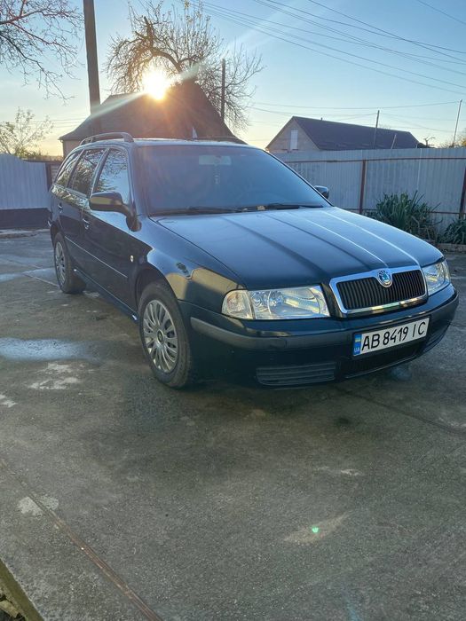 Шкода тур в гарному стані