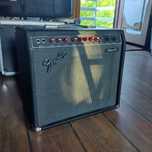 Fender Super 60 red knob 60W wzmacniacz lampowy reverb