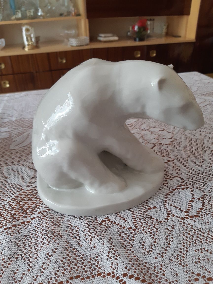 Figurka porcelanowa Miś polarny Bogucice
