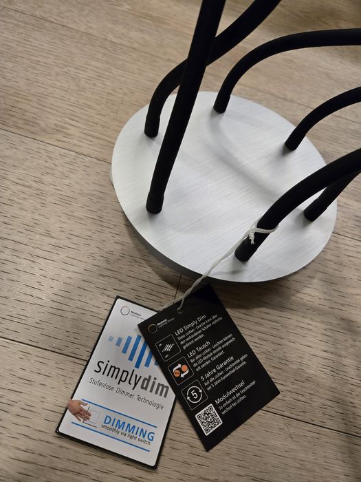 Lampa ledowa ze ściemniaczem nowa