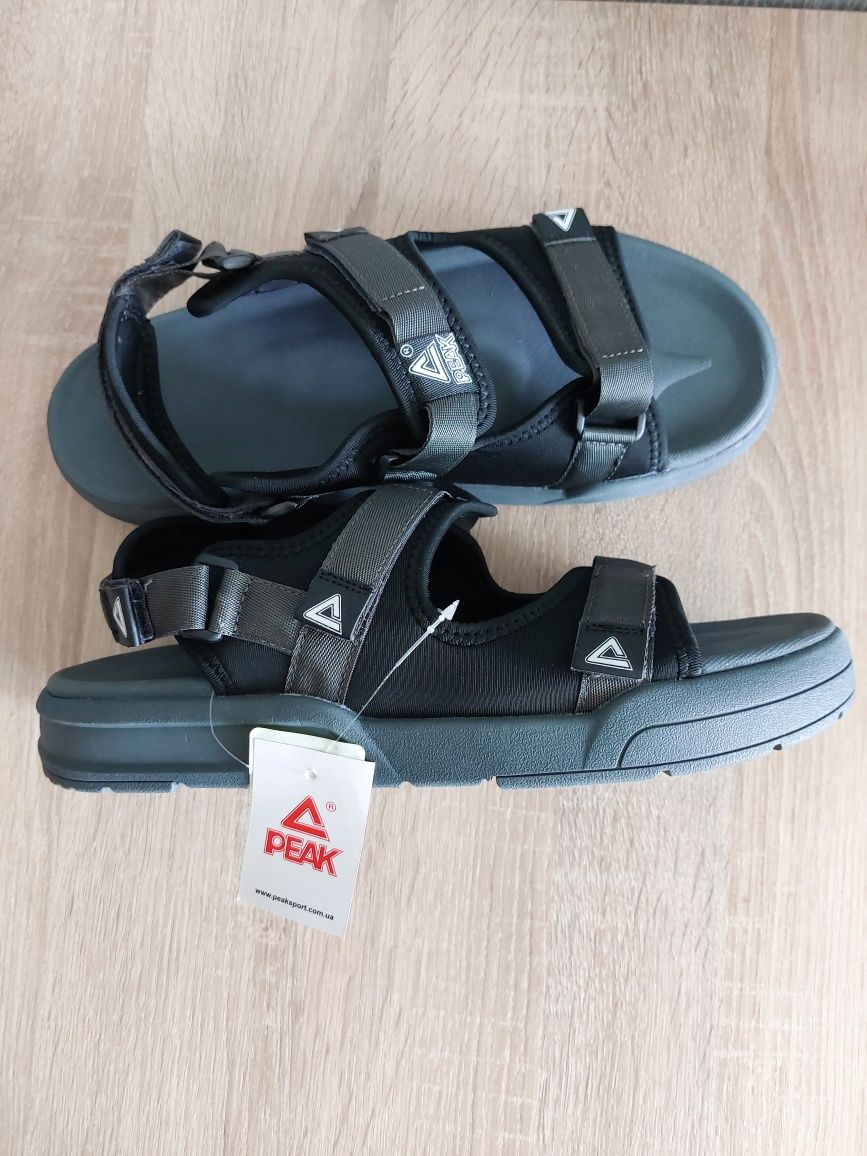 Чоловічі спортивні сандалі Peak 45 р.
