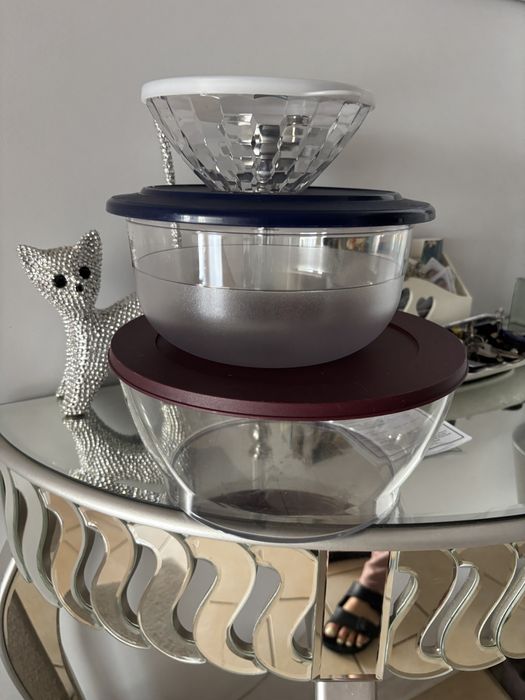 Tupperware miska z pokrywką diamentowa kolekcja salaterka 500 ml